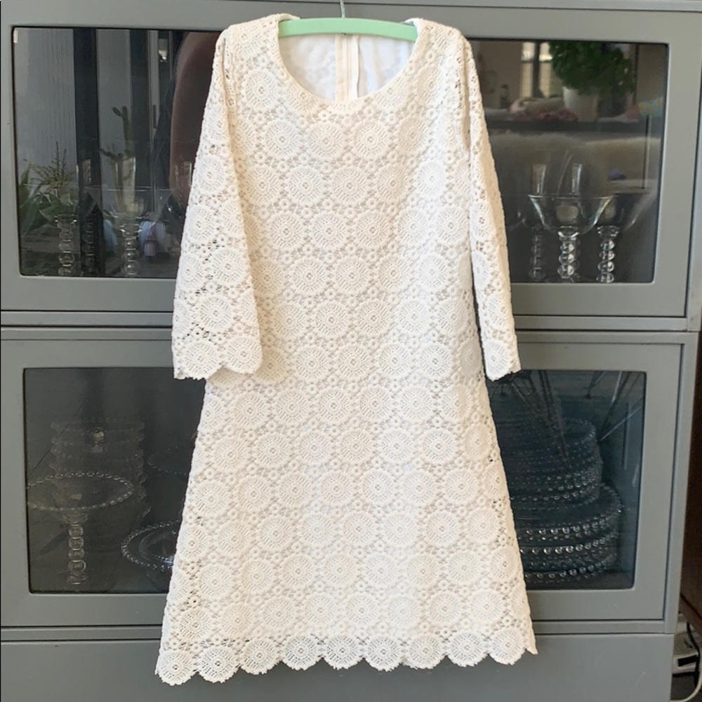 Beautiful flower lace dress, for sure a favorite!